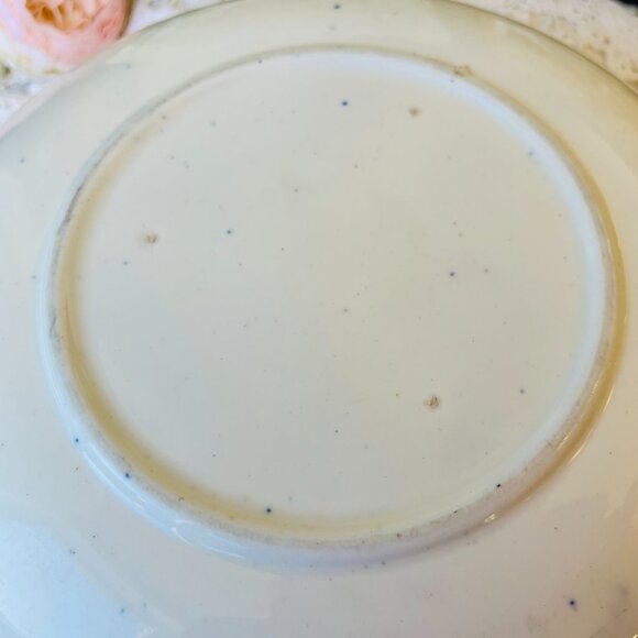 Blue Willow Large Serving Bowl, Unmarked Antique Blue Transferware China - Picture 12 of 16